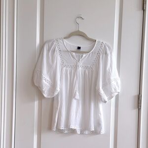 Old Navy Elbow-Length Lace Trimmed Poet Blouse Size Small